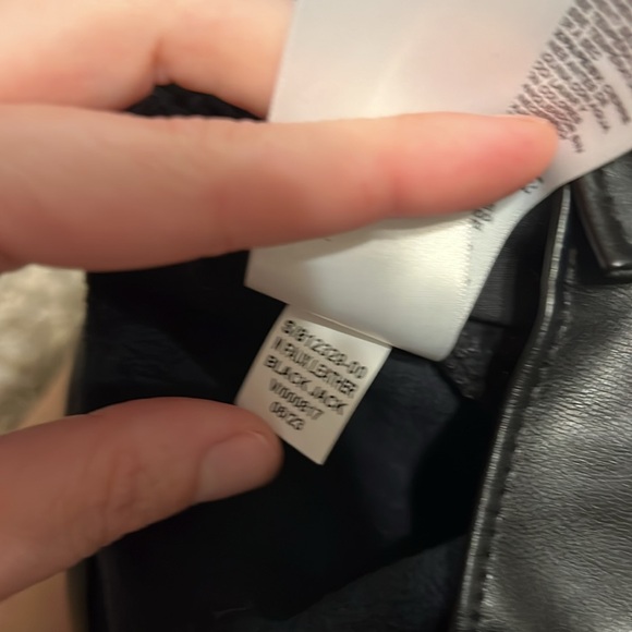 NWT Old Navy High Rise Flare Faux Leather Black Jack Pants Size 18. 2-4 Womens - Picture 6 of 10